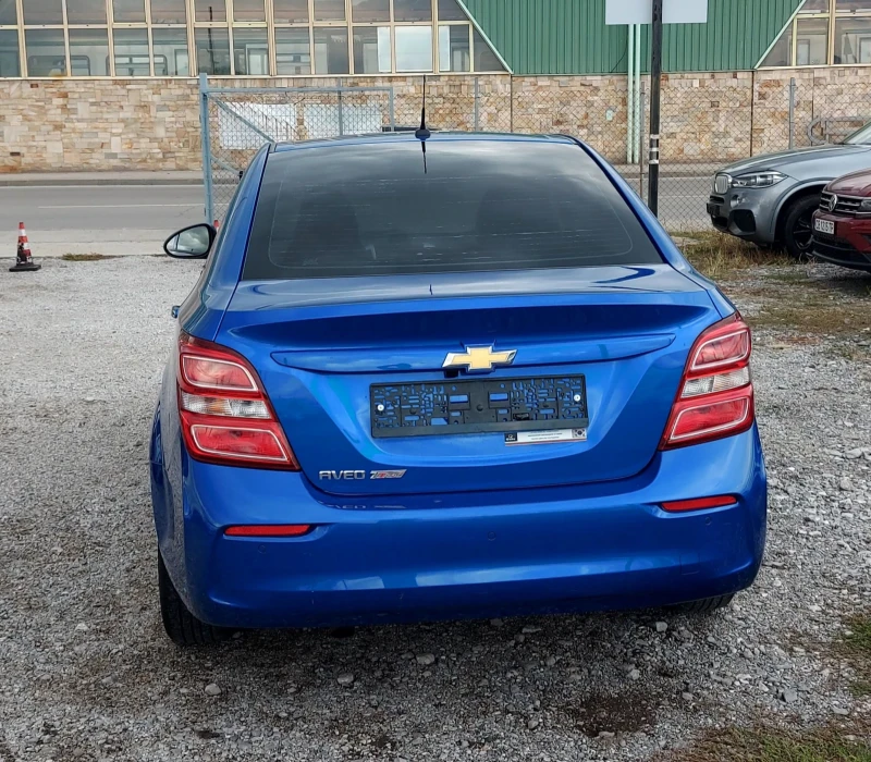 Chevrolet Aveo 140кс/Автомат. Бензин. Камера. Нави , снимка 4 - Автомобили и джипове - 52148479