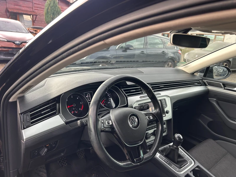 VW Passat 2.0TDI NAVI EURO 6, снимка 11 - Автомобили и джипове - 52493923