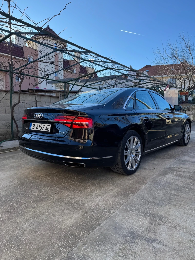Audi A8 3.0, 67000km, quattro, matrix, снимка 2 - Автомобили и джипове - 52669180