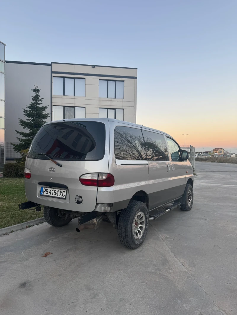 Hyundai Starex, снимка 3 - Автомобили и джипове - 52753783