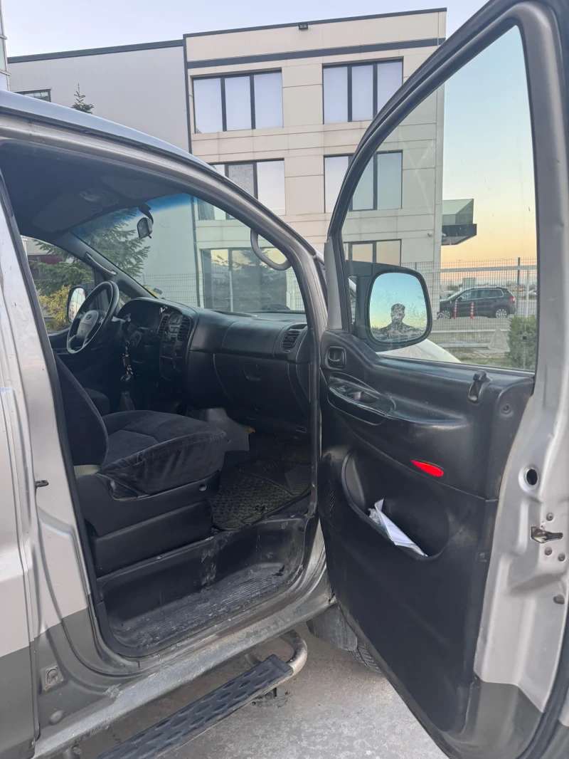 Hyundai Starex, снимка 9 - Автомобили и джипове - 52753783