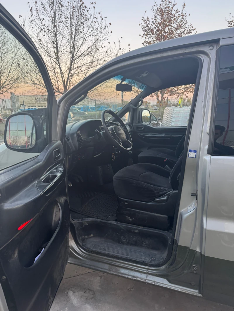 Hyundai Starex, снимка 12 - Автомобили и джипове - 52753783