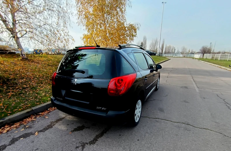 Peugeot 207 1.4 Station Wagon EURO 5, снимка 4 - Автомобили и джипове - 52883391