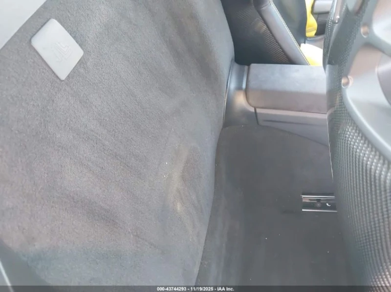 Porsche Cayman 3.8L H-6 DI, DOHC, VVT, 385HP Rear Wheel Drive, снимка 12 - Автомобили и джипове - 52938691