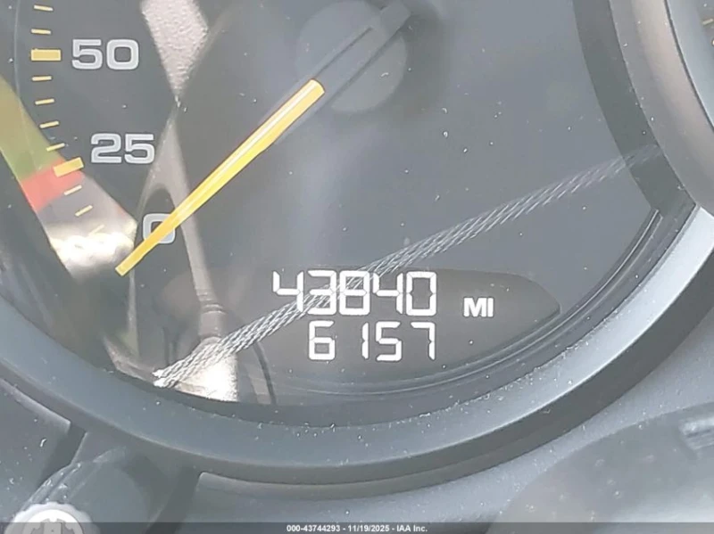 Porsche Cayman 3.8L H-6 DI, DOHC, VVT, 385HP Rear Wheel Drive, снимка 6 - Автомобили и джипове - 52938691