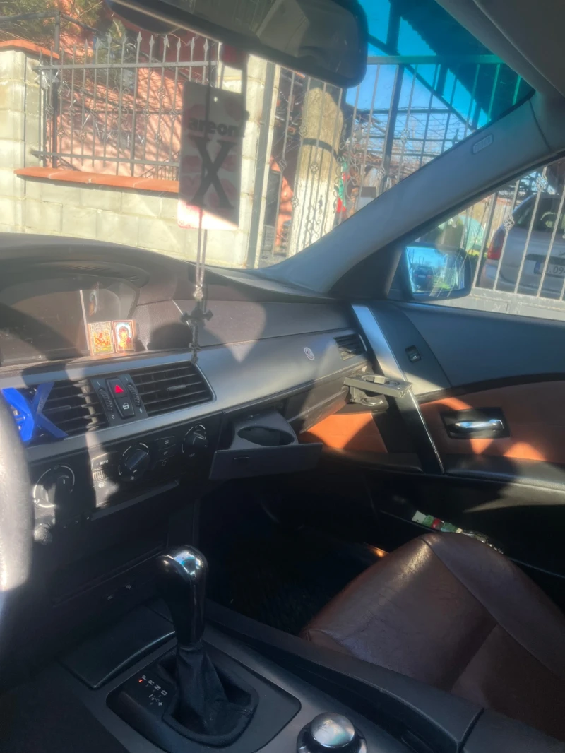 BMW 530 Е60, снимка 11 - Автомобили и джипове - 52948556