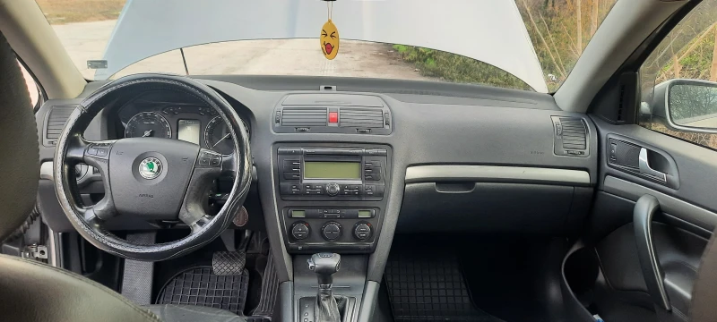 Skoda Octavia, снимка 6 - Автомобили и джипове - 53033943