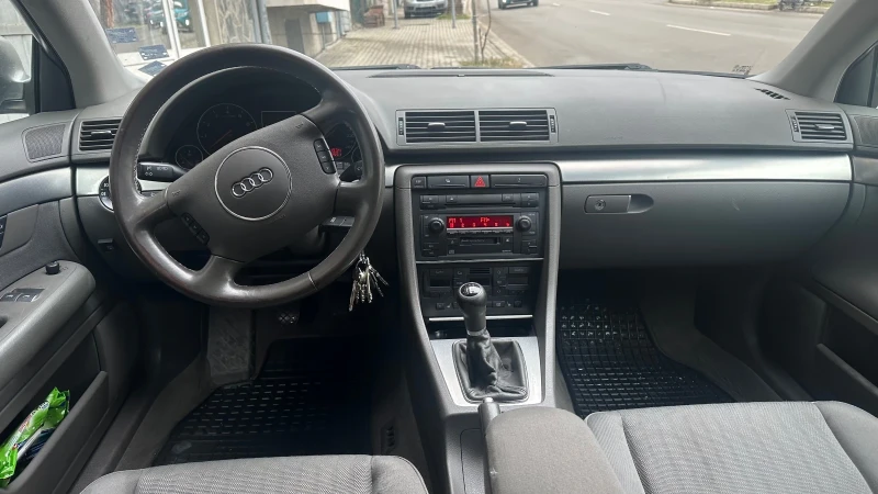 Audi A4 1.8 T, снимка 7 - Автомобили и джипове - 53263506