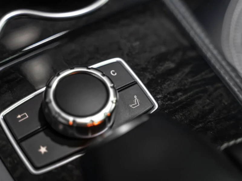 Mercedes-Benz CLS 400 4MATIC * АвтоКредит* (ЦЕНА ДО БГ), снимка 17 - Автомобили и джипове - 53446167