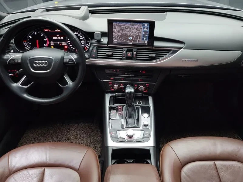 Audi A6 2.0 TDI, снимка 13 - Автомобили и джипове - 55058591