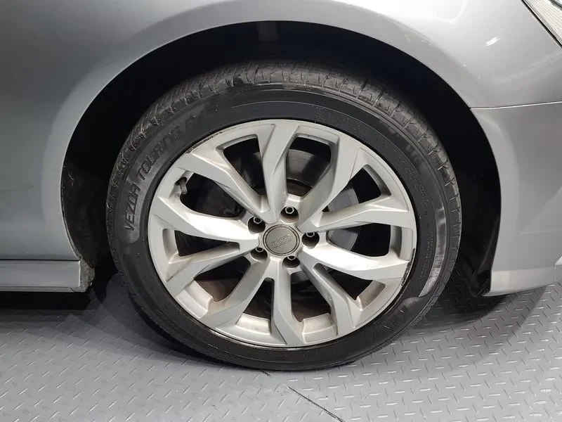 Audi A6 2.0 TDI, снимка 9 - Автомобили и джипове - 55058591
