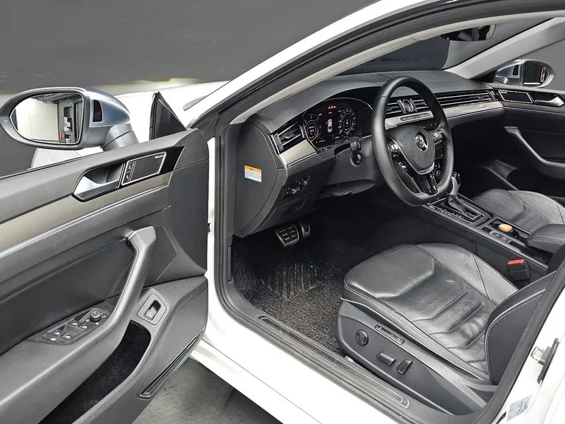 VW Arteon 2.0 TDI PRESTIGE, снимка 12 - Автомобили и джипове - 55720590
