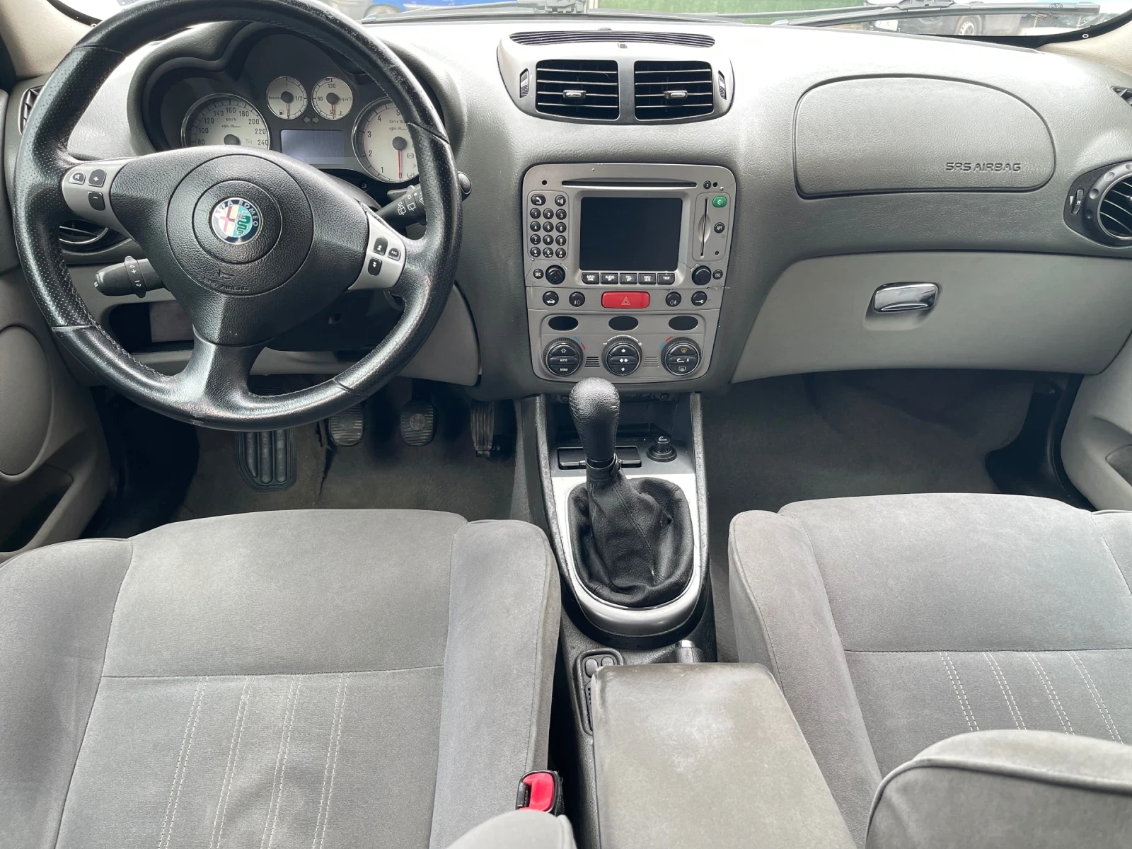 Alfa Romeo 147  КЛИМАТРОНИК  - изображение 9