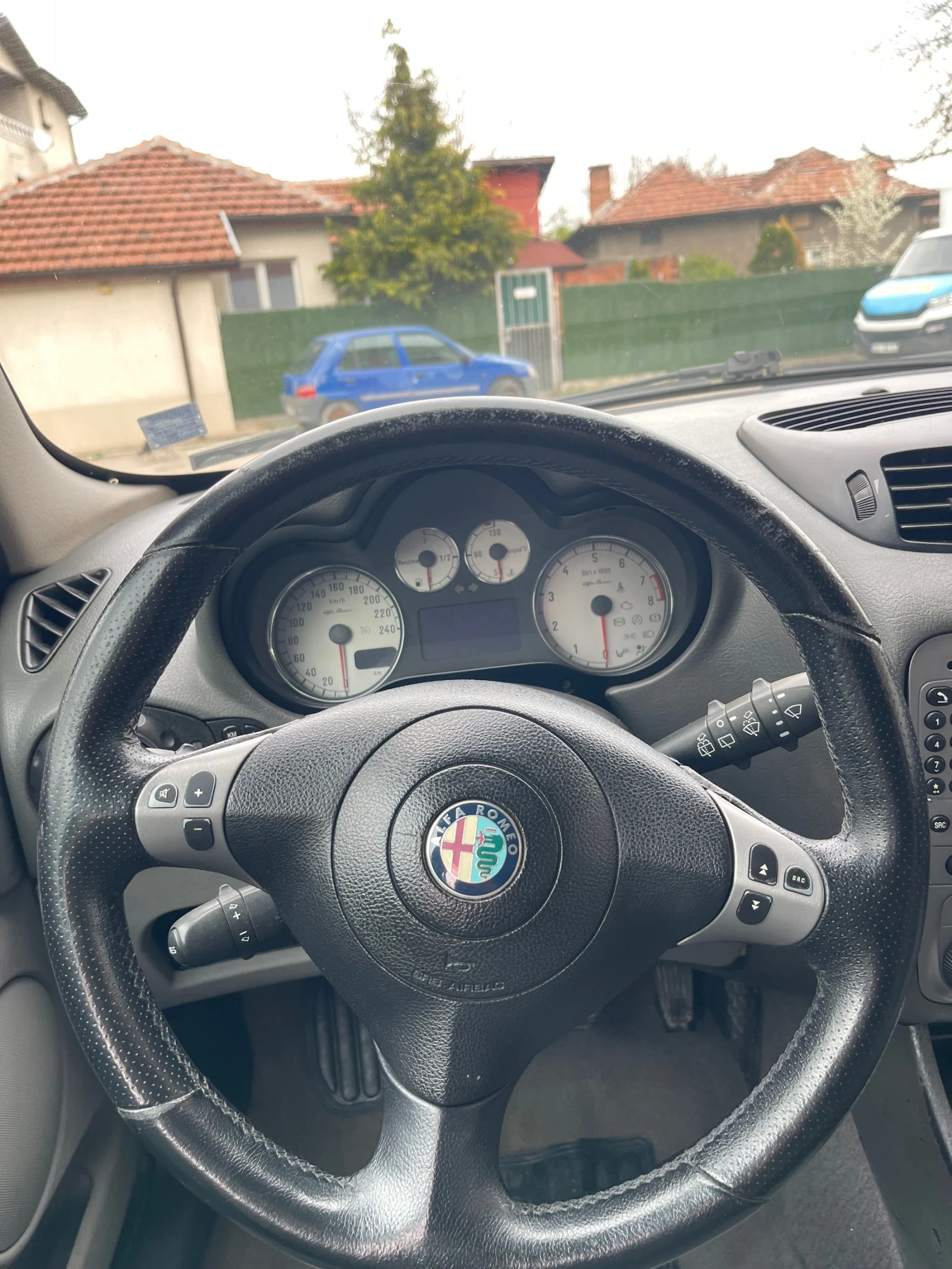 Alfa Romeo 147  КЛИМАТРОНИК  - изображение 10