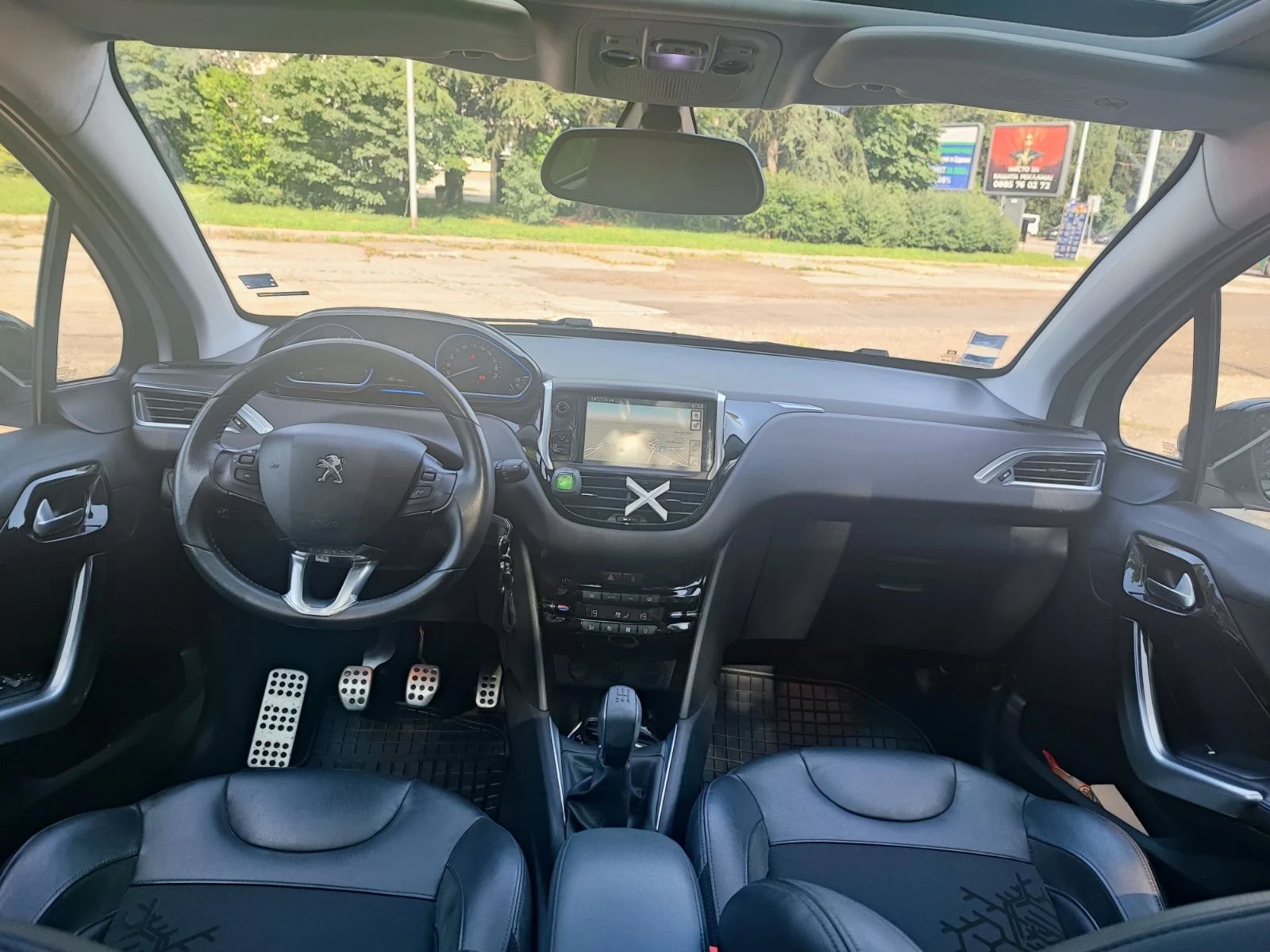 Peugeot 208  - изображение 10