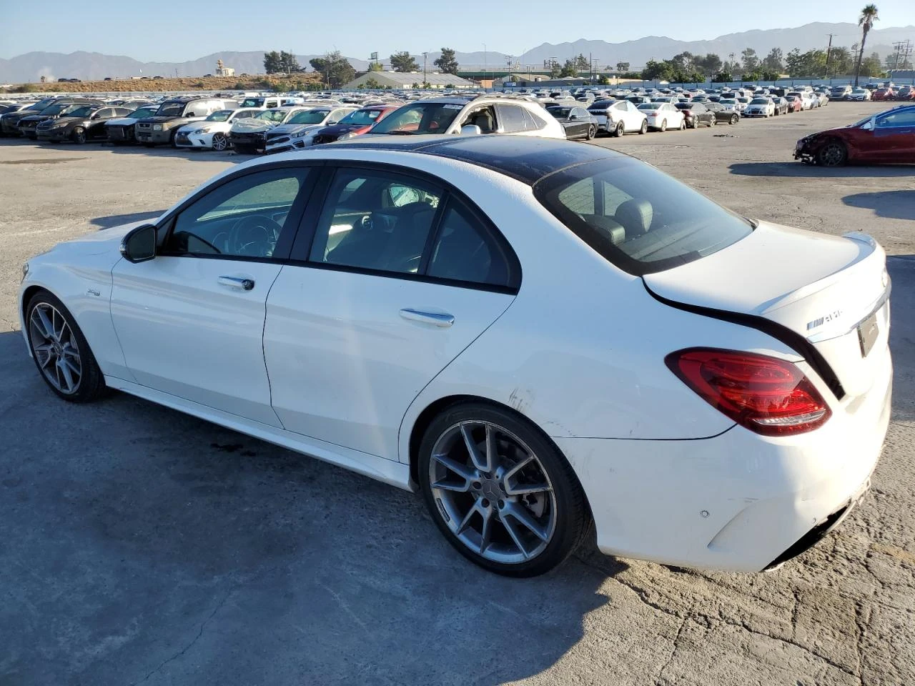 Mercedes-Benz C 43 AMG * * CARFAX * * АВТО КРЕДИТ * *  - изображение 4