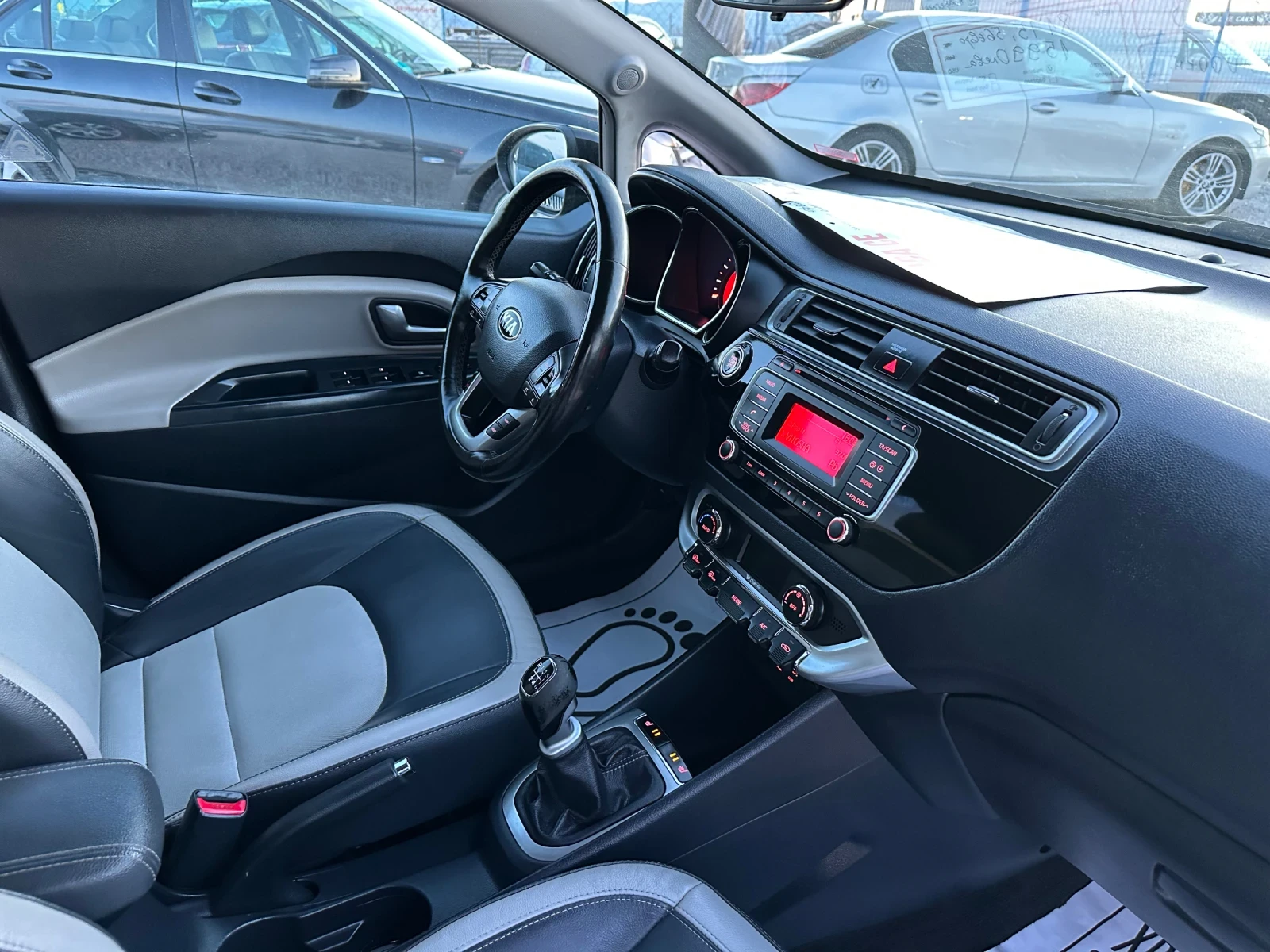 Kia Rio 1.4 CRDI, КОЖА, ПОДГРЕВ, ЕВРО 6, ФЕЙС, ТОП!!!, снимка 16 - Автомобили и джипове - 52188209