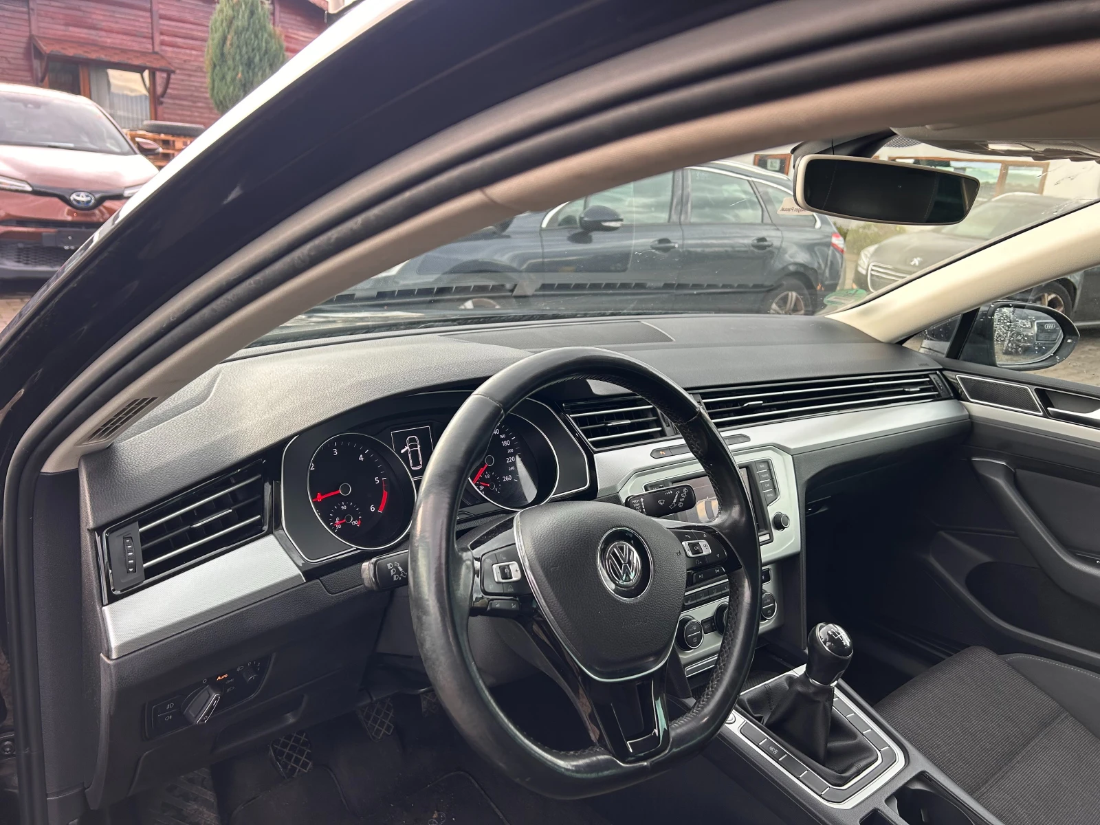 VW Passat 2.0TDI NAVI EURO 6 | Mobile.bg   11