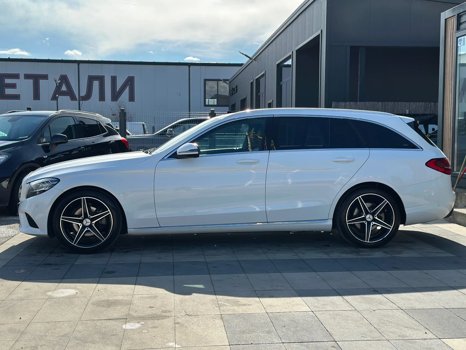Mercedes-Benz C 220 * Facelift* 194к.с.* 9G* , снимка 6 - Автомобили и джипове - 53210037