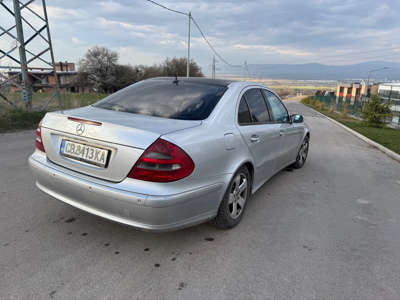 Mercedes-Benz E 320, снимка 4 - Автомобили и джипове - 53989548
