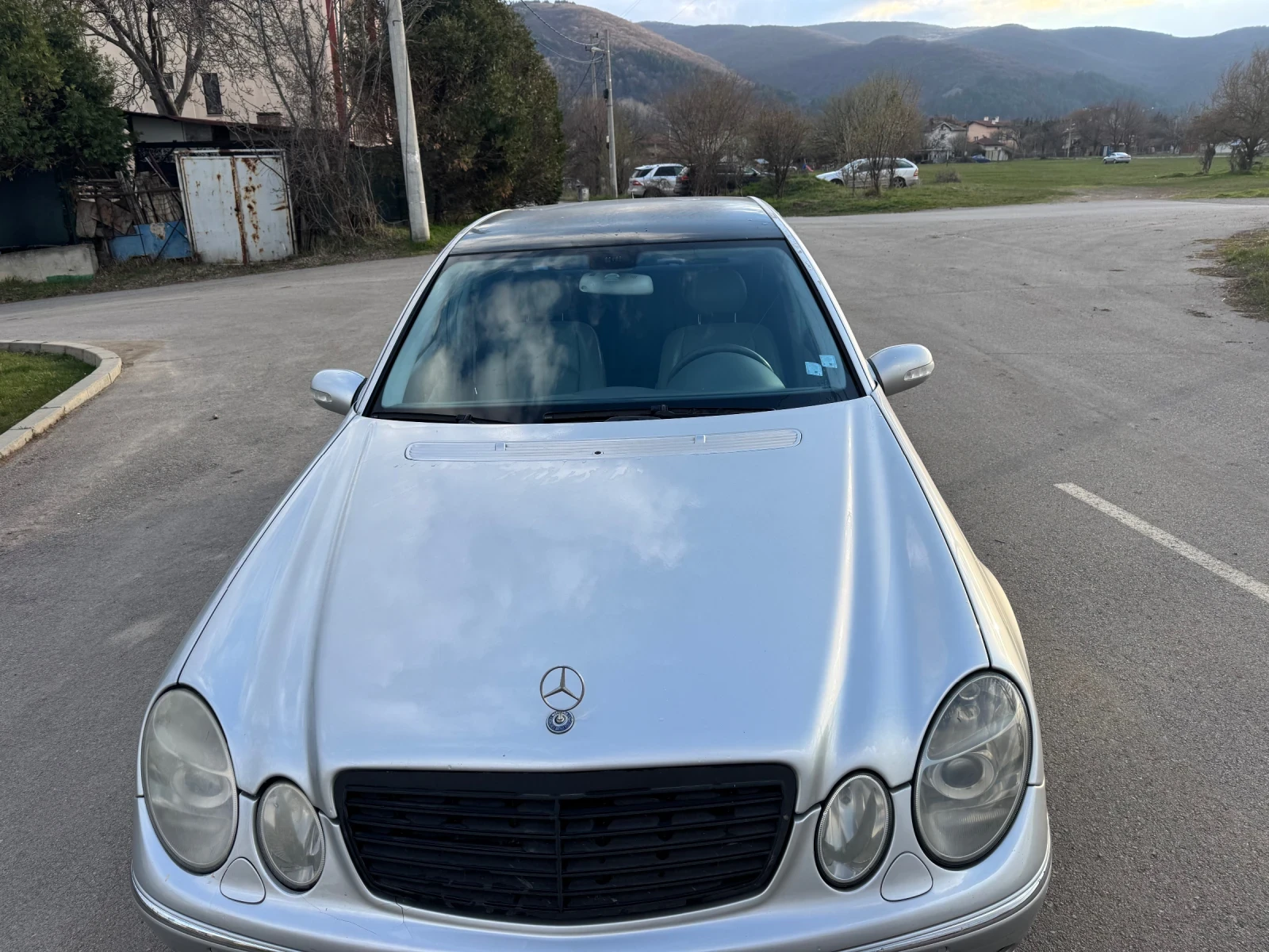 Mercedes-Benz E 320, снимка 15 - Автомобили и джипове - 53989548