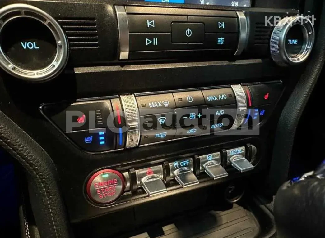 Ford Mustang, снимка 11 - Автомобили и джипове - 54089894