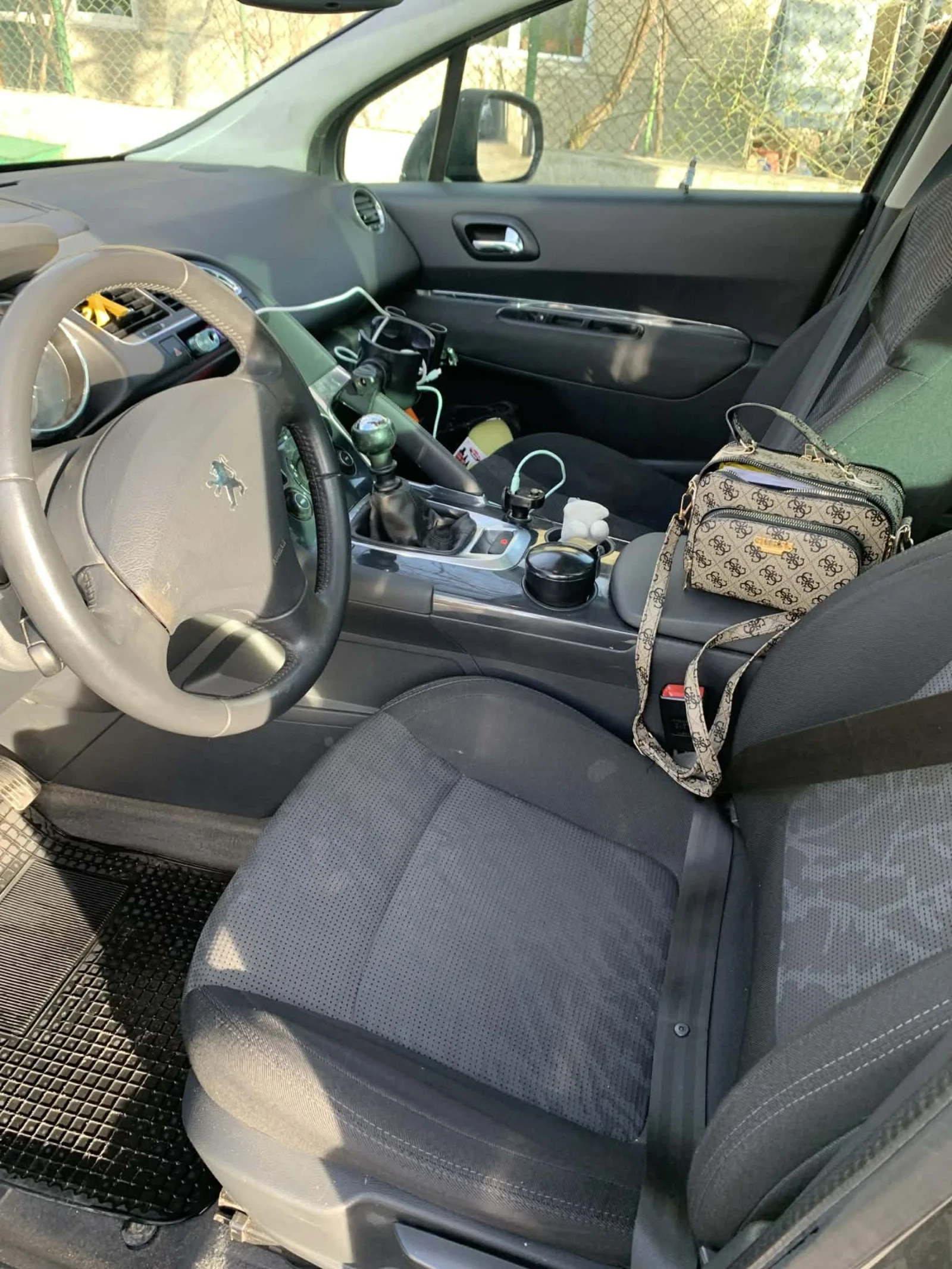 Peugeot 3008 1.6 TVi бензин, снимка 4 - Автомобили и джипове - 54398840