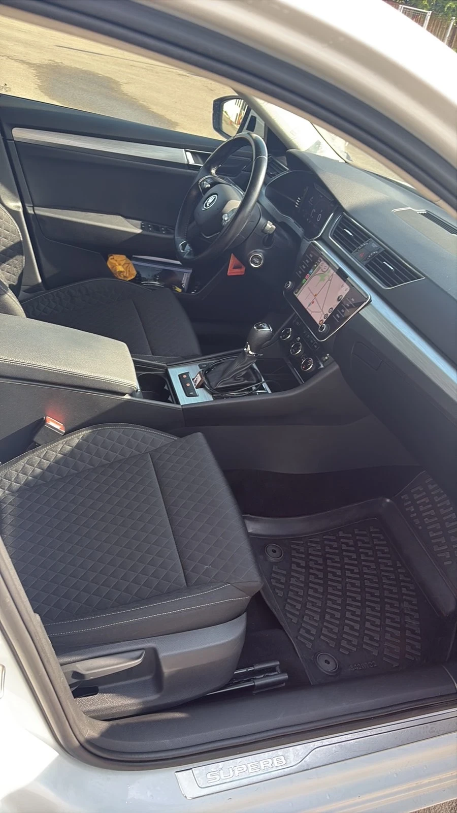 Skoda Superb 2.0TDI Virtual , снимка 5 - Автомобили и джипове - 54400340