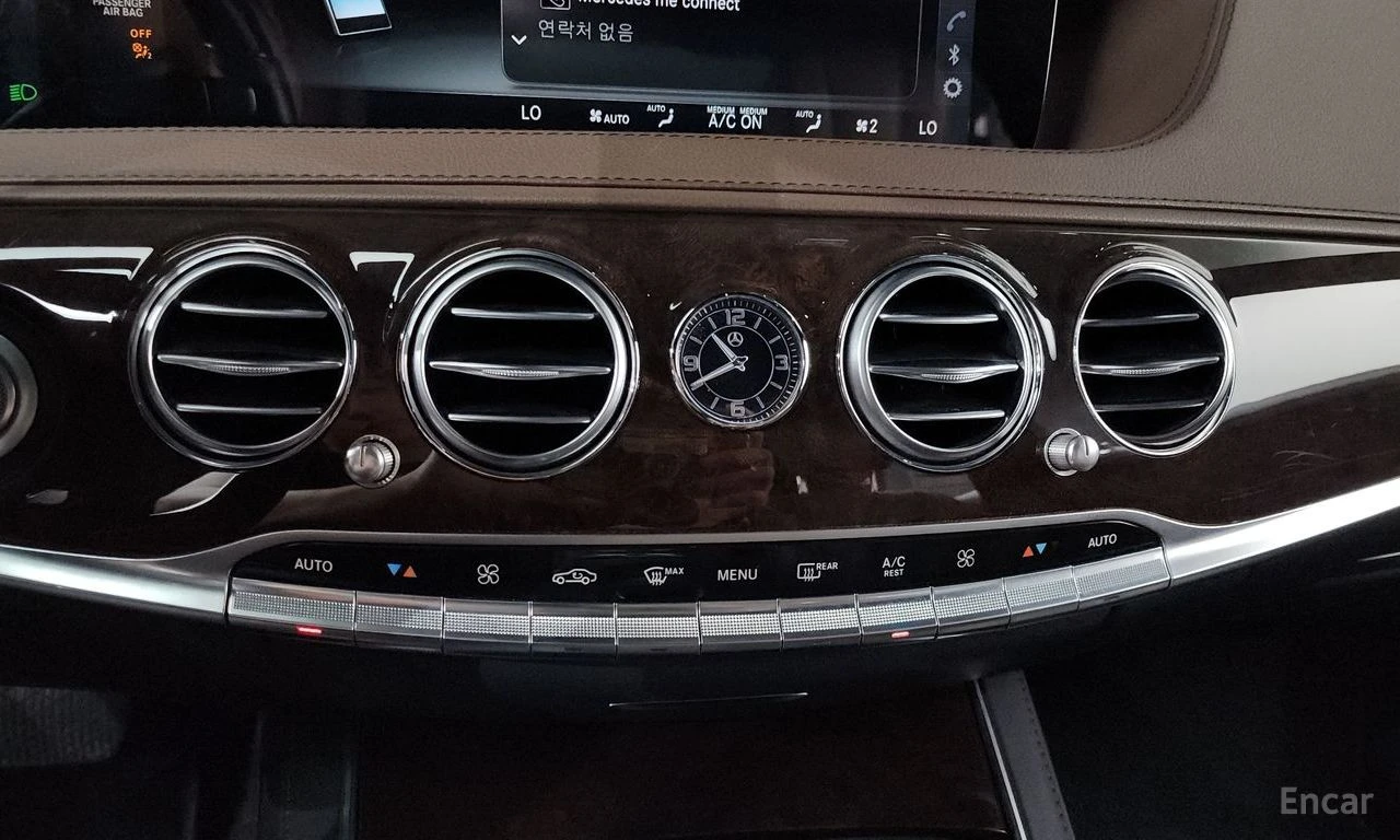 Mercedes-Benz S 560 4MATIC* BURMESTER* ДИСТРОНИК* ОБДУХВАНЕ* МАСАЖ* , снимка 11 - Автомобили и джипове - 54732026