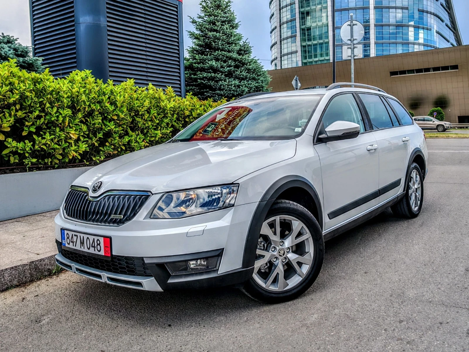 Skoda Octavia * SCOUT 4Х4 * 2.0TDI 150ps * КАМЕРА * NAVI * 