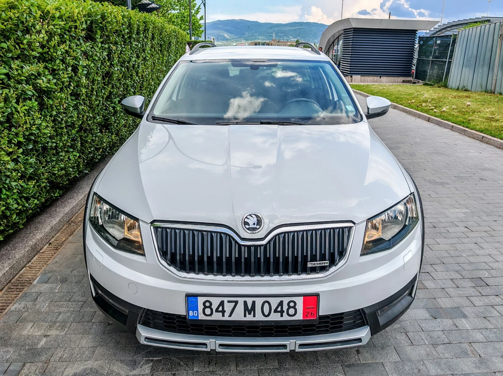Skoda Octavia * SCOUT 4Х4 * 2.0TDI 150ps * КАМЕРА * NAVI * , снимка 3 - Автомобили и джипове - 54858150