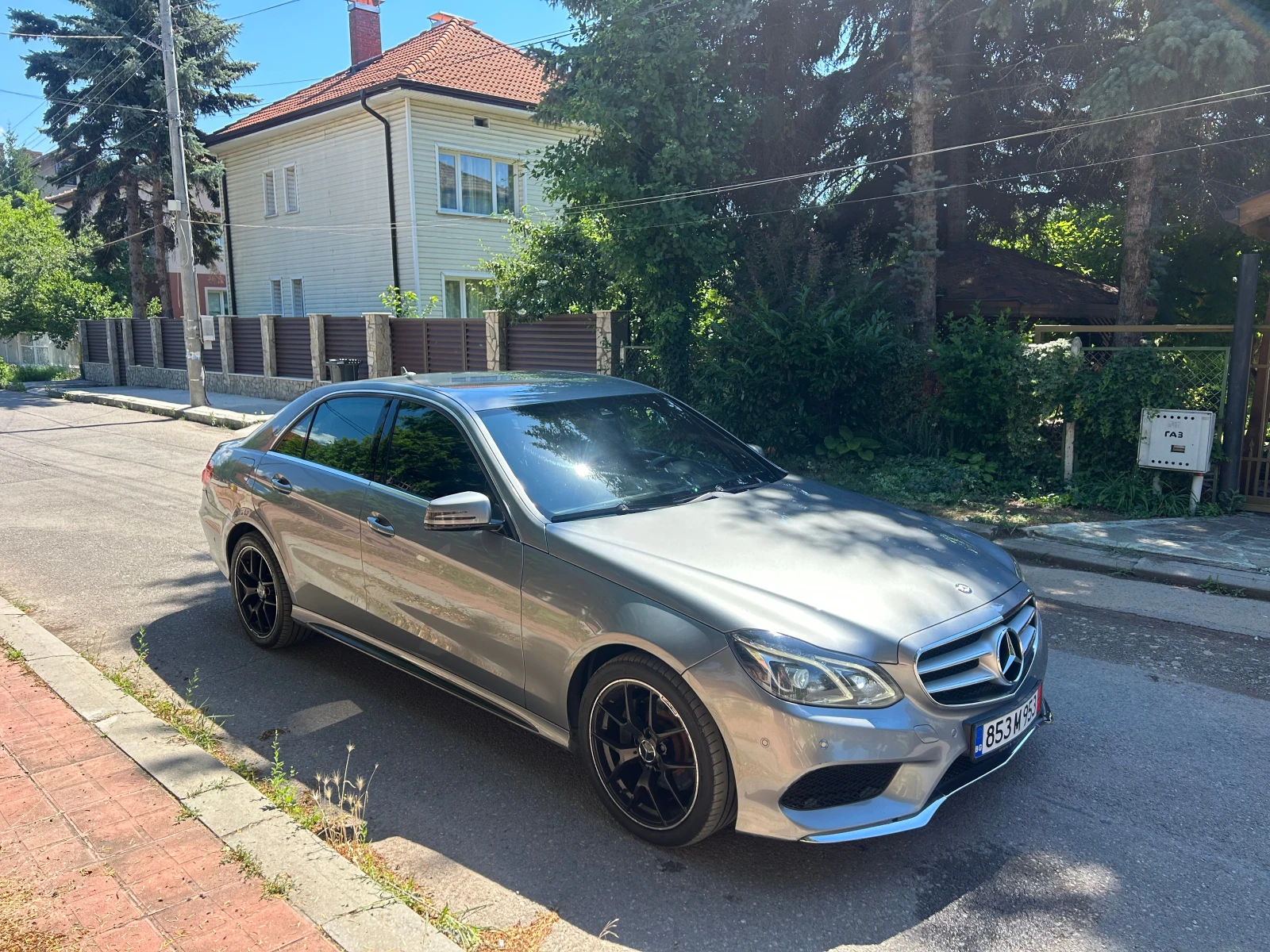 Mercedes-Benz E 220 2, 2 170К AMG, снимка 2 - Автомобили и джипове - 55054701