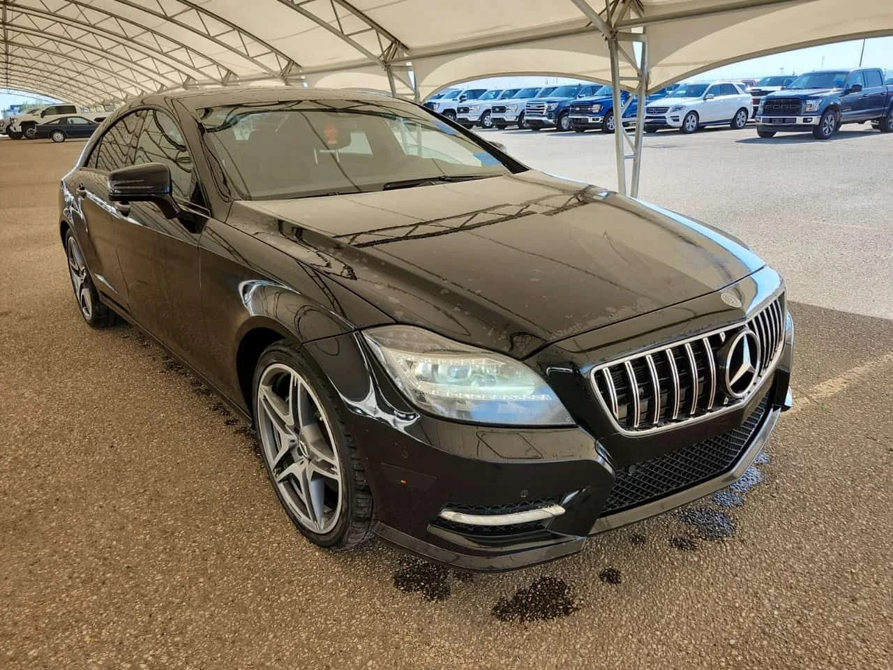 Mercedes-Benz CLS 550 4MATIC / ОБДУХВАНЕ / ПОДГРЕВИ / ШИБИДАХ / , снимка 2 - Автомобили и джипове - 55197255