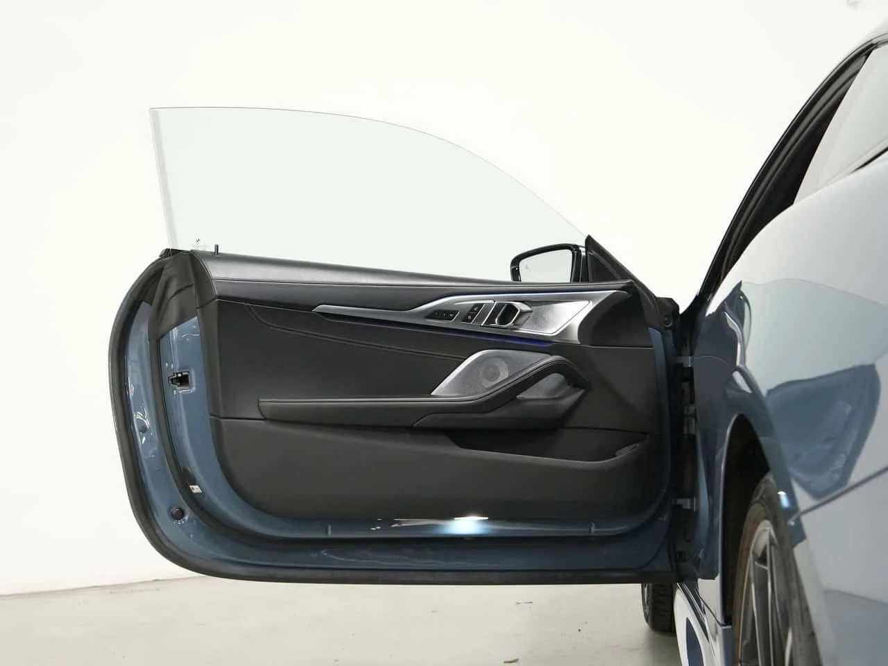 BMW 850 * XDRIVE| DISTRONIC| 360| BOWERS-WILKINS| HEAD-UP|, снимка 6 - Автомобили и джипове - 55282441