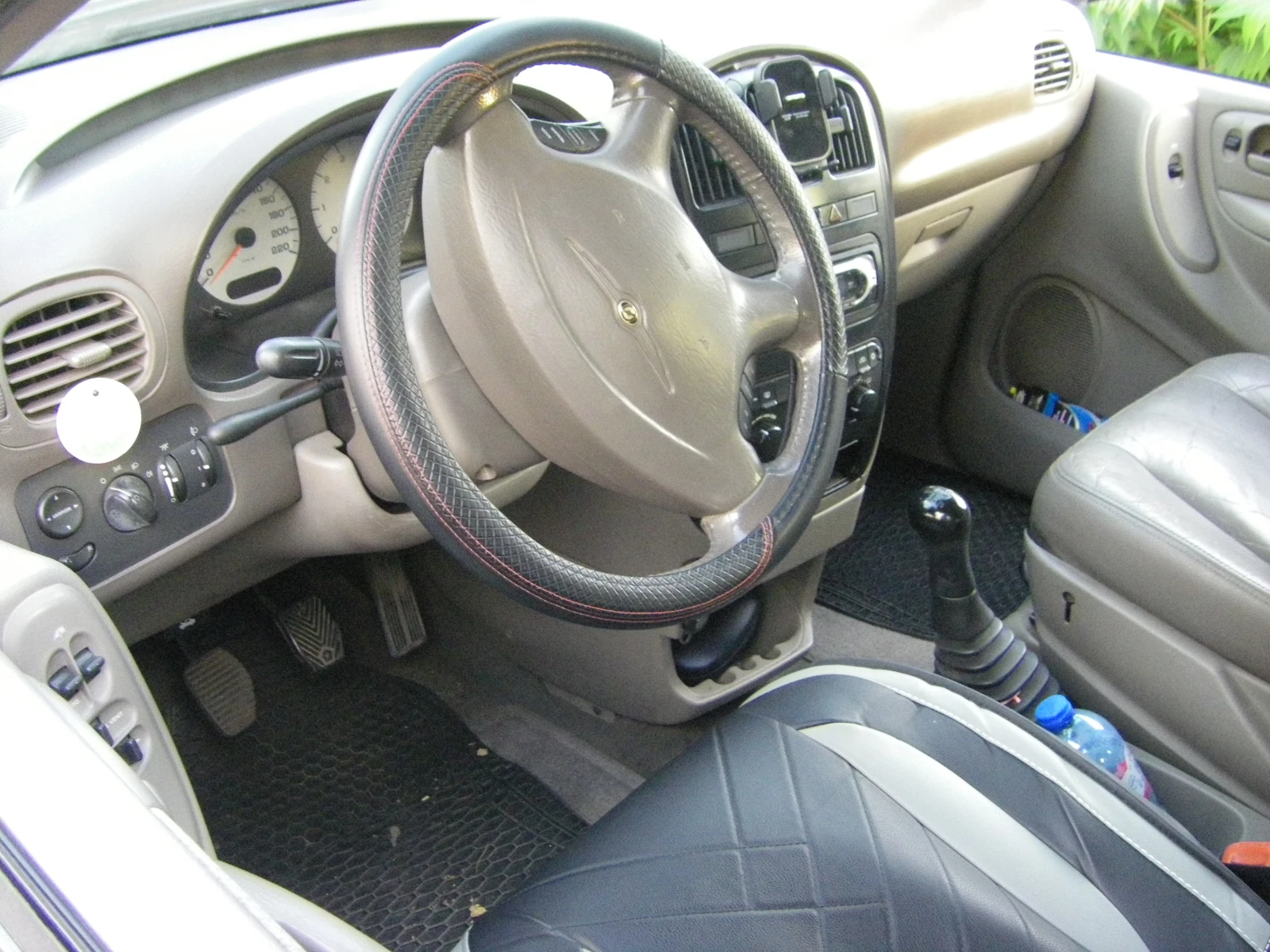 Chrysler Voyager, снимка 12 - Автомобили и джипове - 55580898