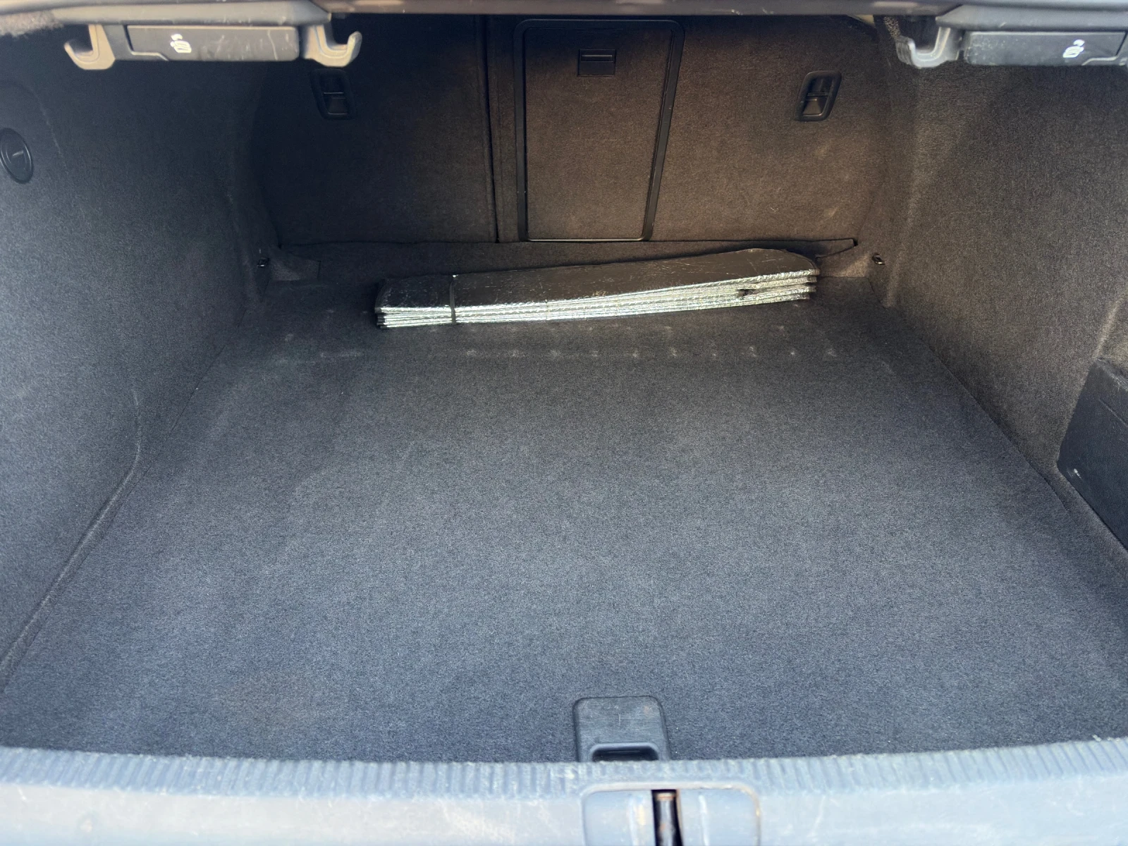 VW Passat 2.0TDI DSG, снимка 15 - Автомобили и джипове - 56067822