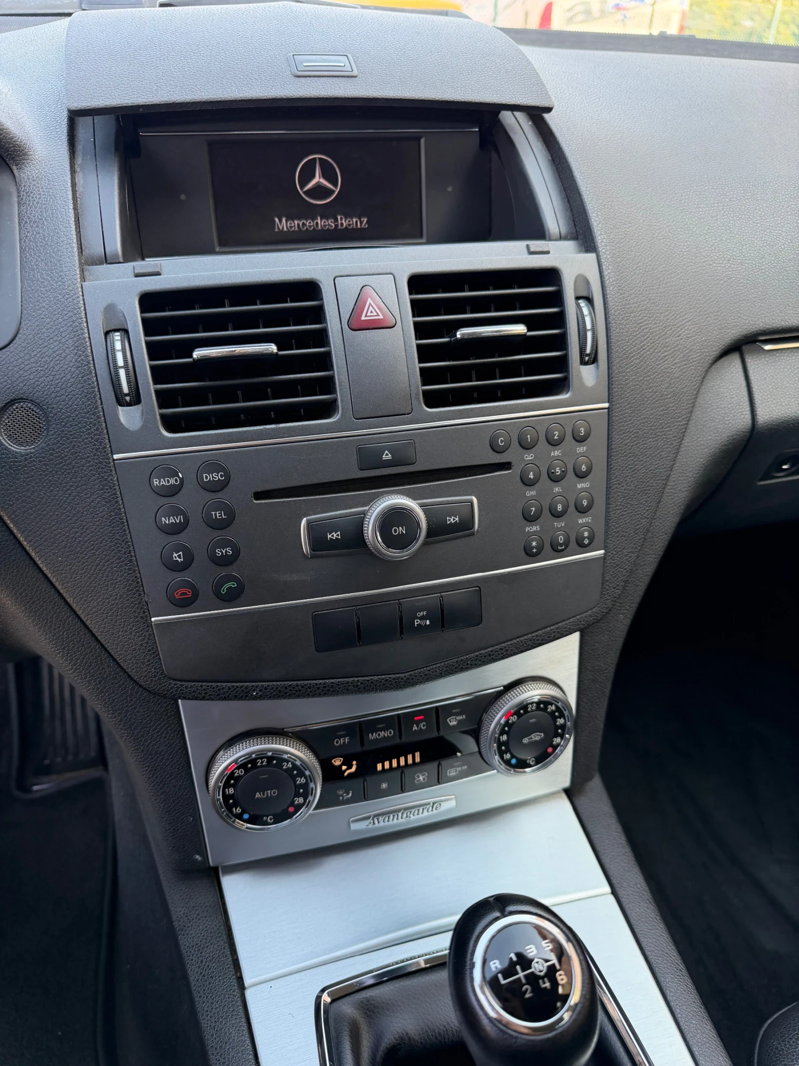 Mercedes-Benz C 200 CDI Avantgarde, снимка 12 - Автомобили и джипове - 56241782