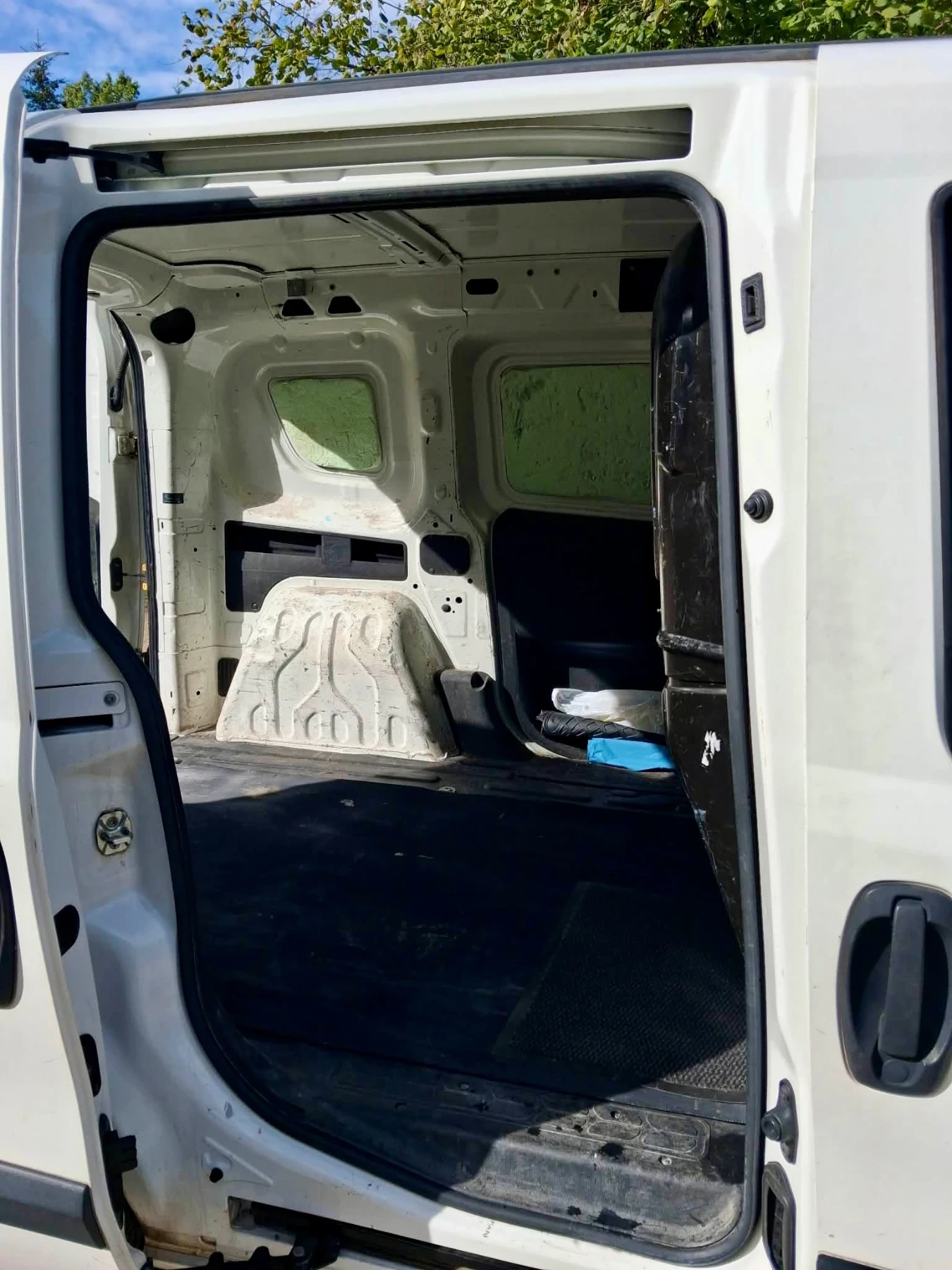 Opel Combo 1.4 бензин L1H1 , снимка 8 - Автомобили и джипове - 56243917