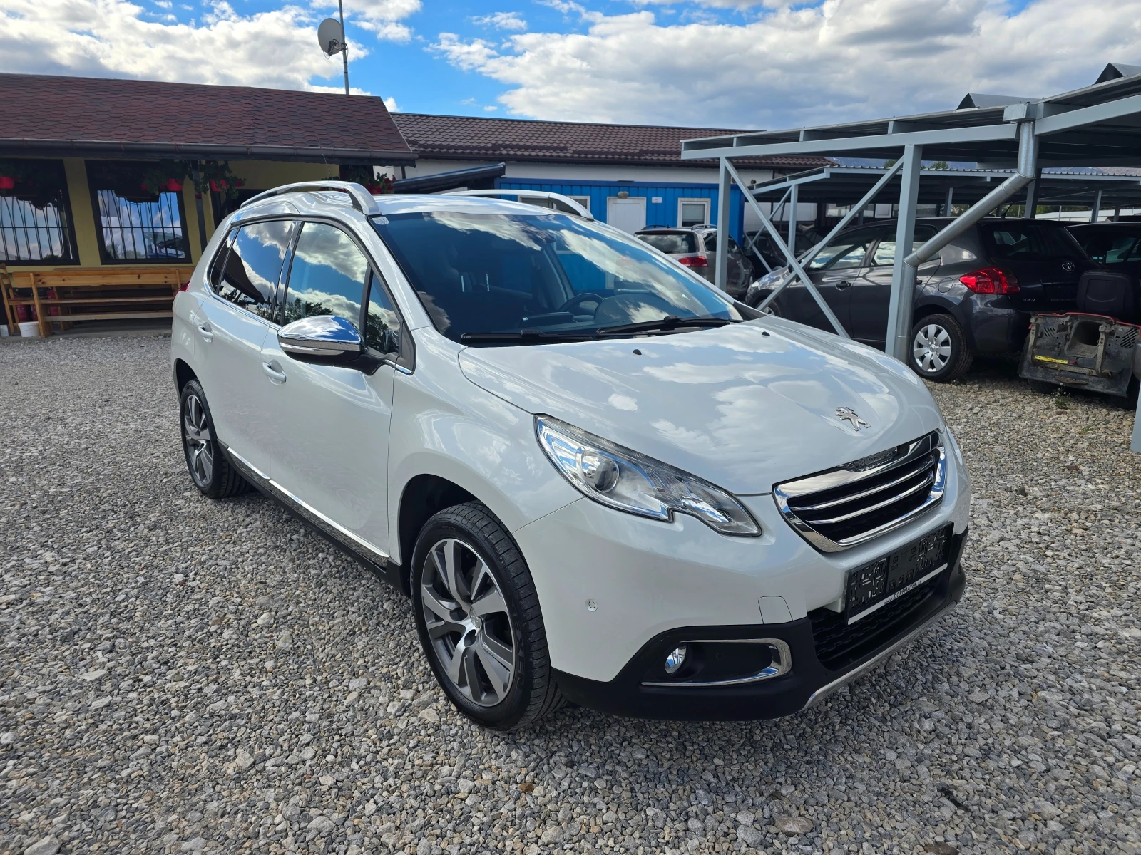 Peugeot 2008 1.6 БЕНЗИН РЕАЛНИ КИЛОМЕТРИ, снимка 7 - Автомобили и джипове - 56265889