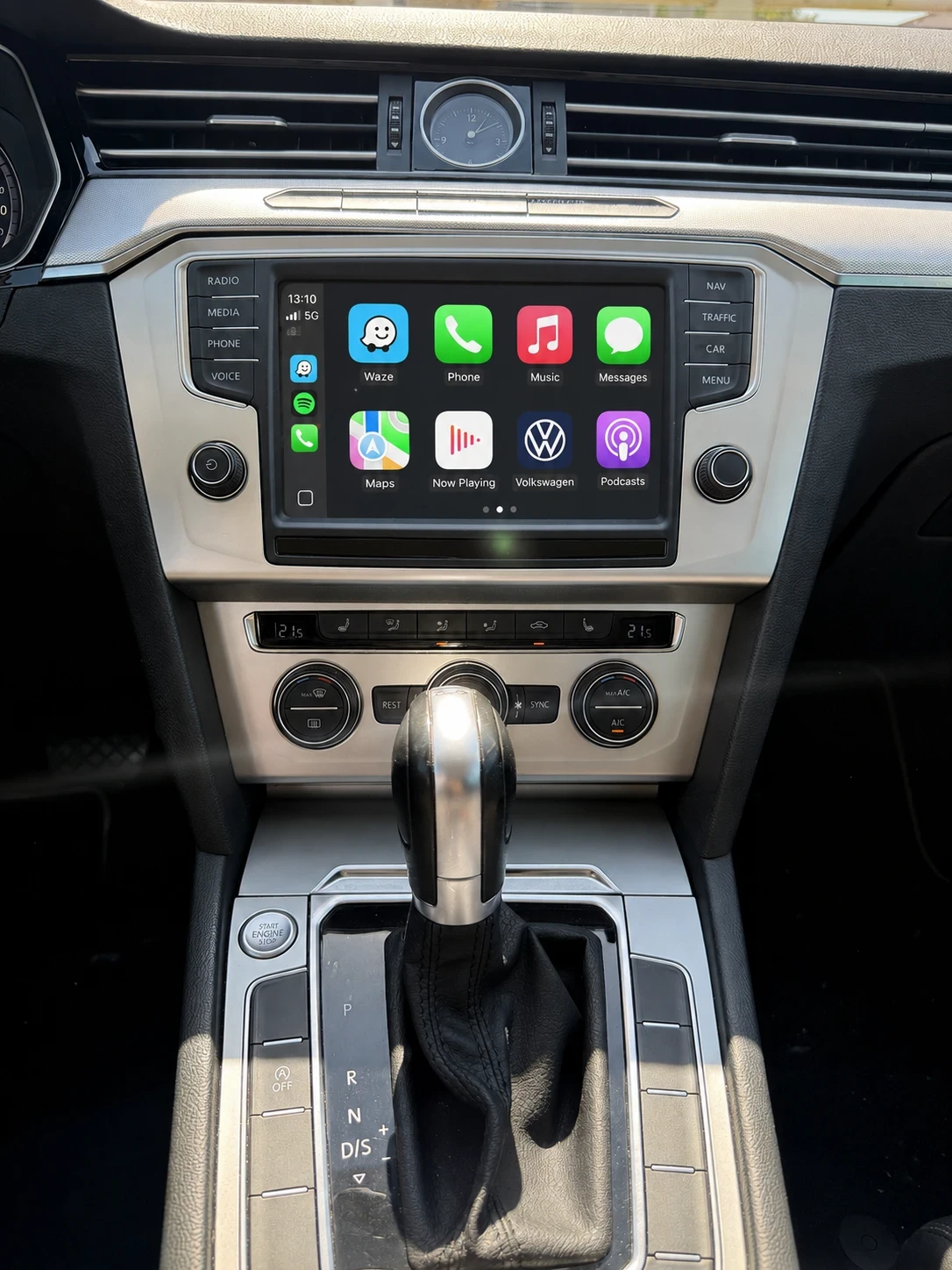 VW Passat B8 2.0 TDI DSG / DIGITAL / ACC / CAMERA / PARK ASS, снимка 14 - Автомобили и джипове - 56282459