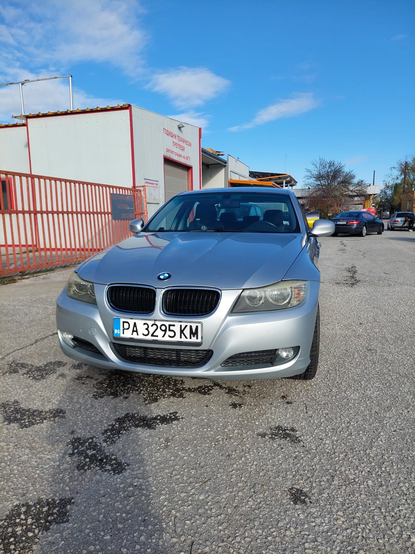 BMW 320 2.0D, снимка 3 - Автомобили и джипове - 56322461