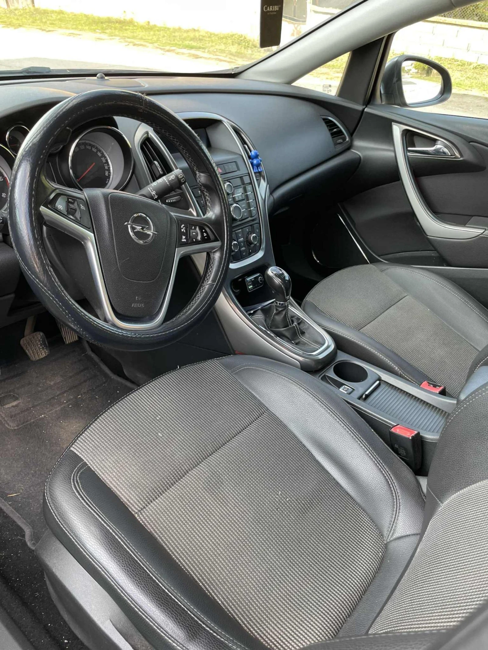 Opel Astra 1.7CDTI , снимка 4 - Автомобили и джипове - 56582892