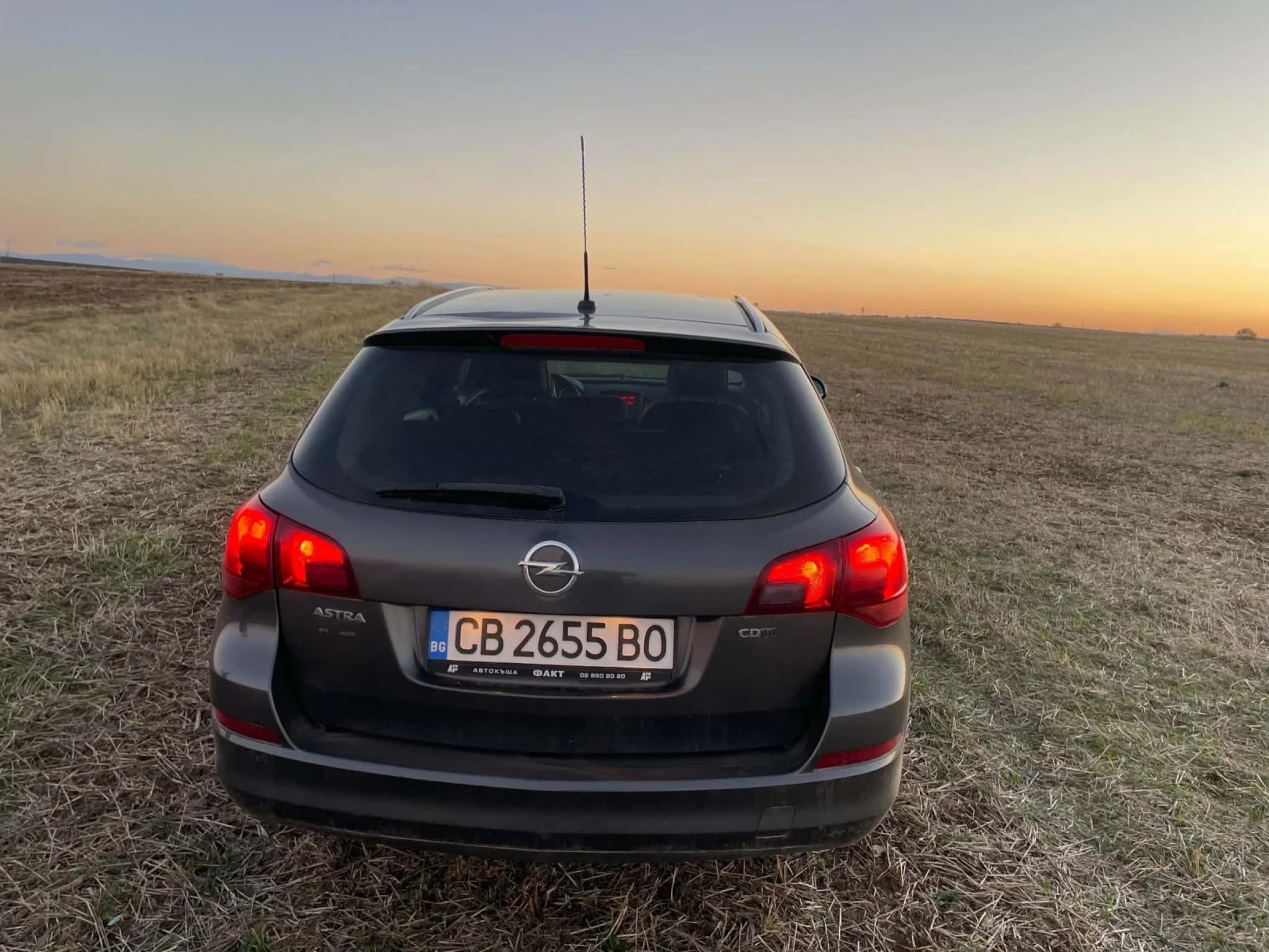 Opel Astra 1.7CDTI , снимка 3 - Автомобили и джипове - 56582892