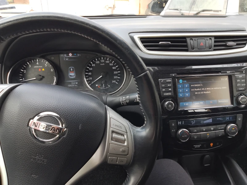 Nissan Qashqai, снимка 4 - Автомобили и джипове - 48553255