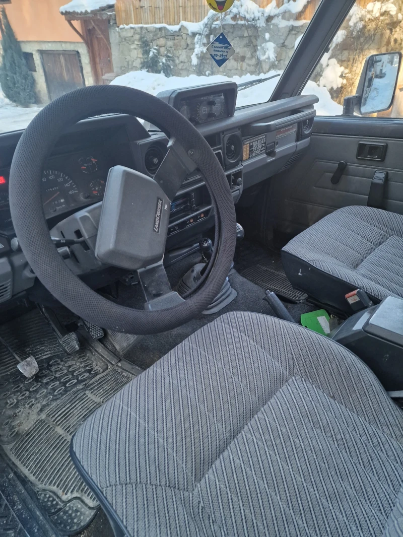 Toyota Land cruiser J70, снимка 8 - Автомобили и джипове - 48726234