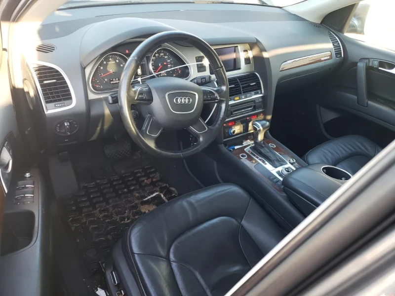 Audi Q7, снимка 8 - Автомобили и джипове - 49353027