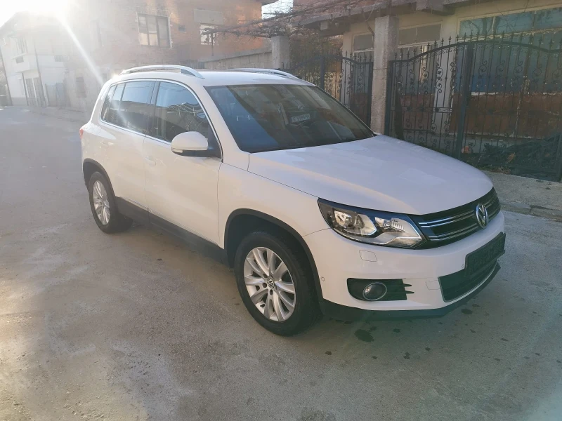 VW Tiguan, снимка 6 - Автомобили и джипове - 52487324