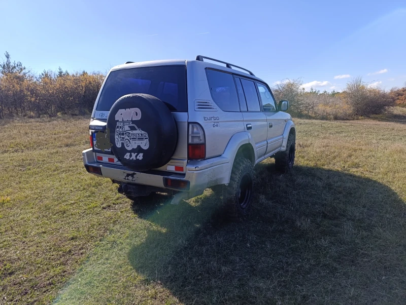Toyota Land cruiser, снимка 3 - Автомобили и джипове - 52155900