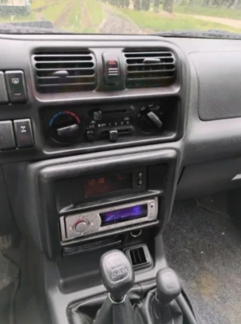 Opel Frontera 2.2 DTL, снимка 10 - Автомобили и джипове - 52746544