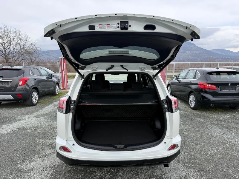 Toyota Rav4 (KATO НОВА)^(ХИБРИД), снимка 13 - Автомобили и джипове - 53181143